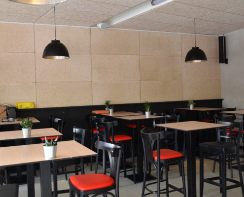 la_salle_du_bar